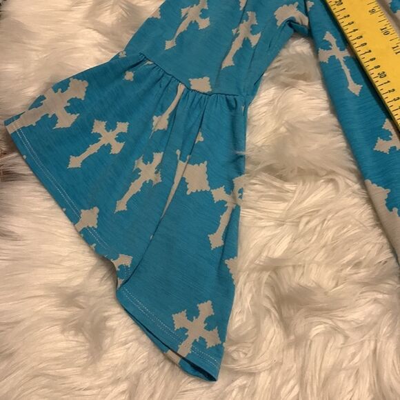 Size large unique scoop neck top/tunic. Can possibly be worn off shoulders - Picture 7 of 7